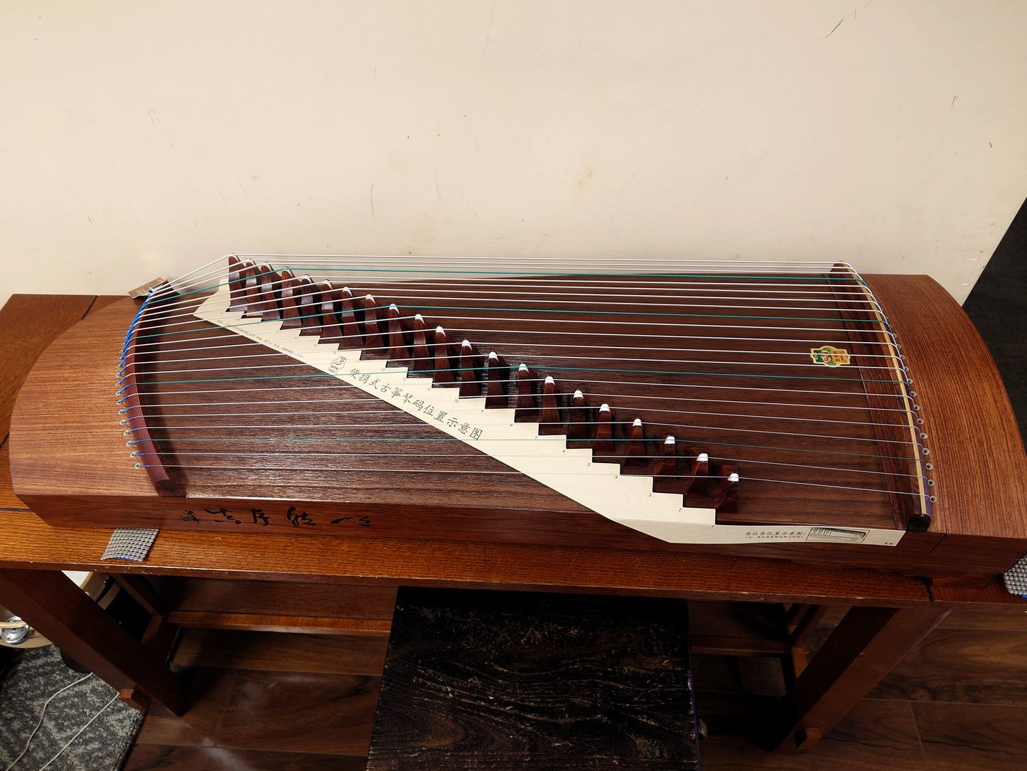 39"(100cm) Dunhuang Bubinga Guzheng "Natural Essence"