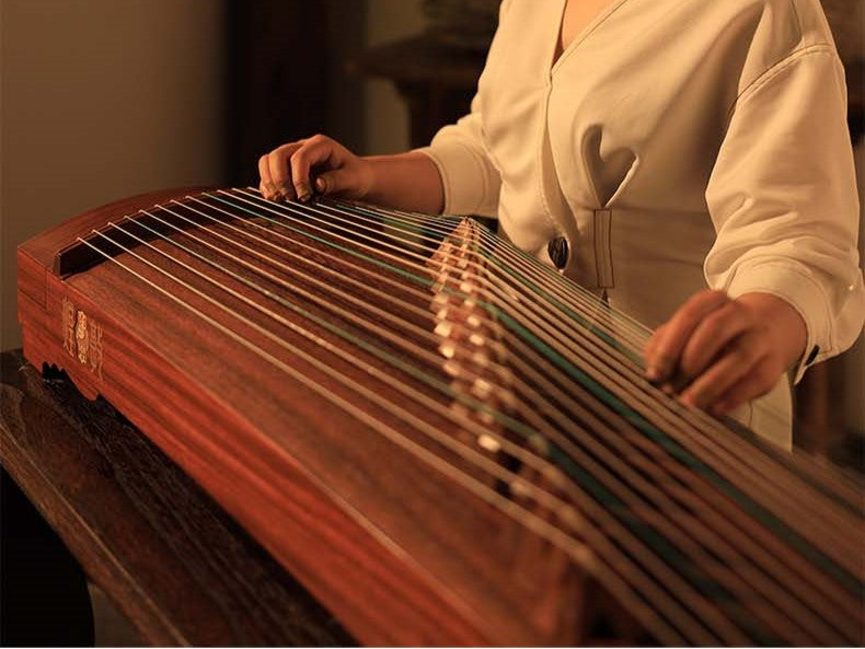 39"(100cm) Dunhuang Bubinga Guzheng "Natural Essence"