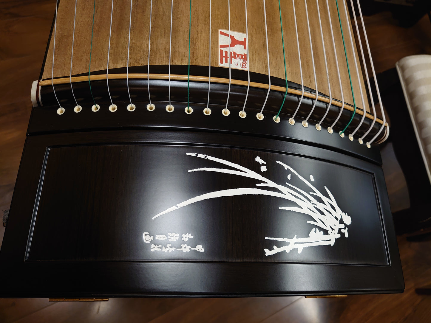 Tiansheng Professional Blackwood Guzheng with Bone Powder Inlay "Noble"